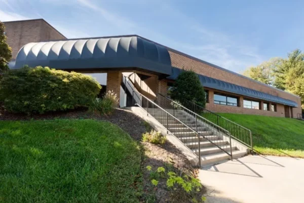 Religious Space - Past Sale - Ken Lewis Christine Gray - Metro Realty Group